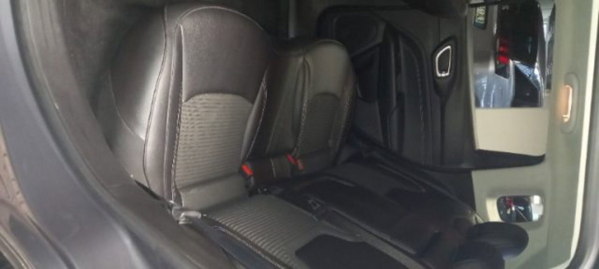 Jeep Compass 1.6 Multijet II 2WD Limited (8)