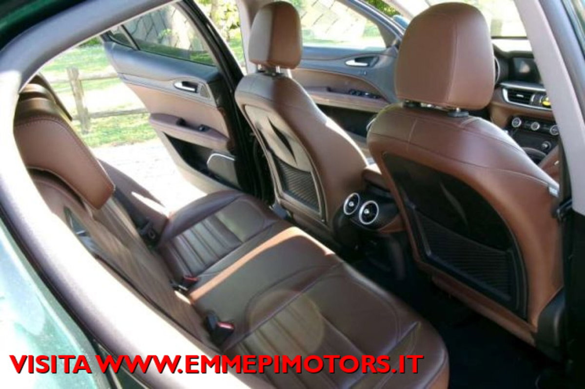 Alfa Romeo Stelvio Stelvio 2.2 Turbodiesel 210 CV AT8 Q4 Ti (14)