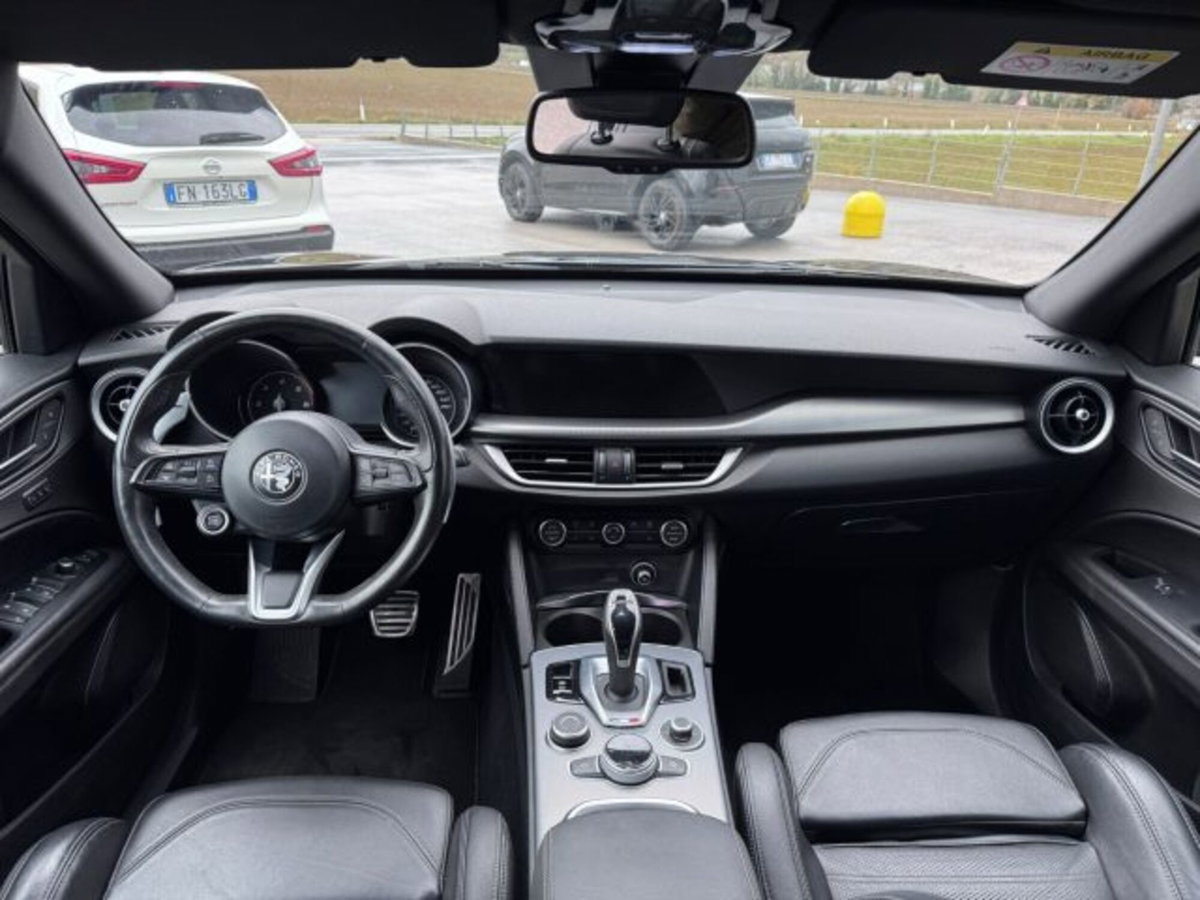Alfa Romeo Stelvio Stelvio 2.2 Turbodiesel 210 CV AT8 Q4 Veloce Tì (10)