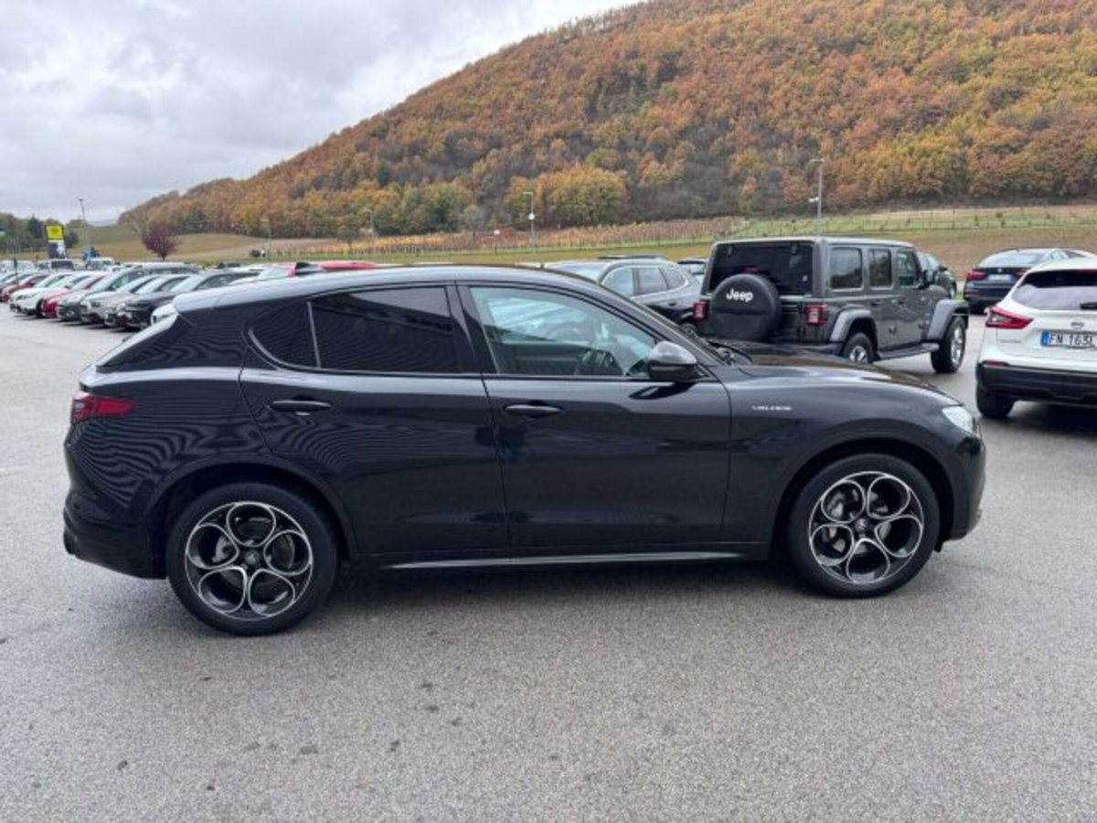 Alfa Romeo Stelvio Stelvio 2.2 Turbodiesel 210 CV AT8 Q4 Veloce Tì (4)