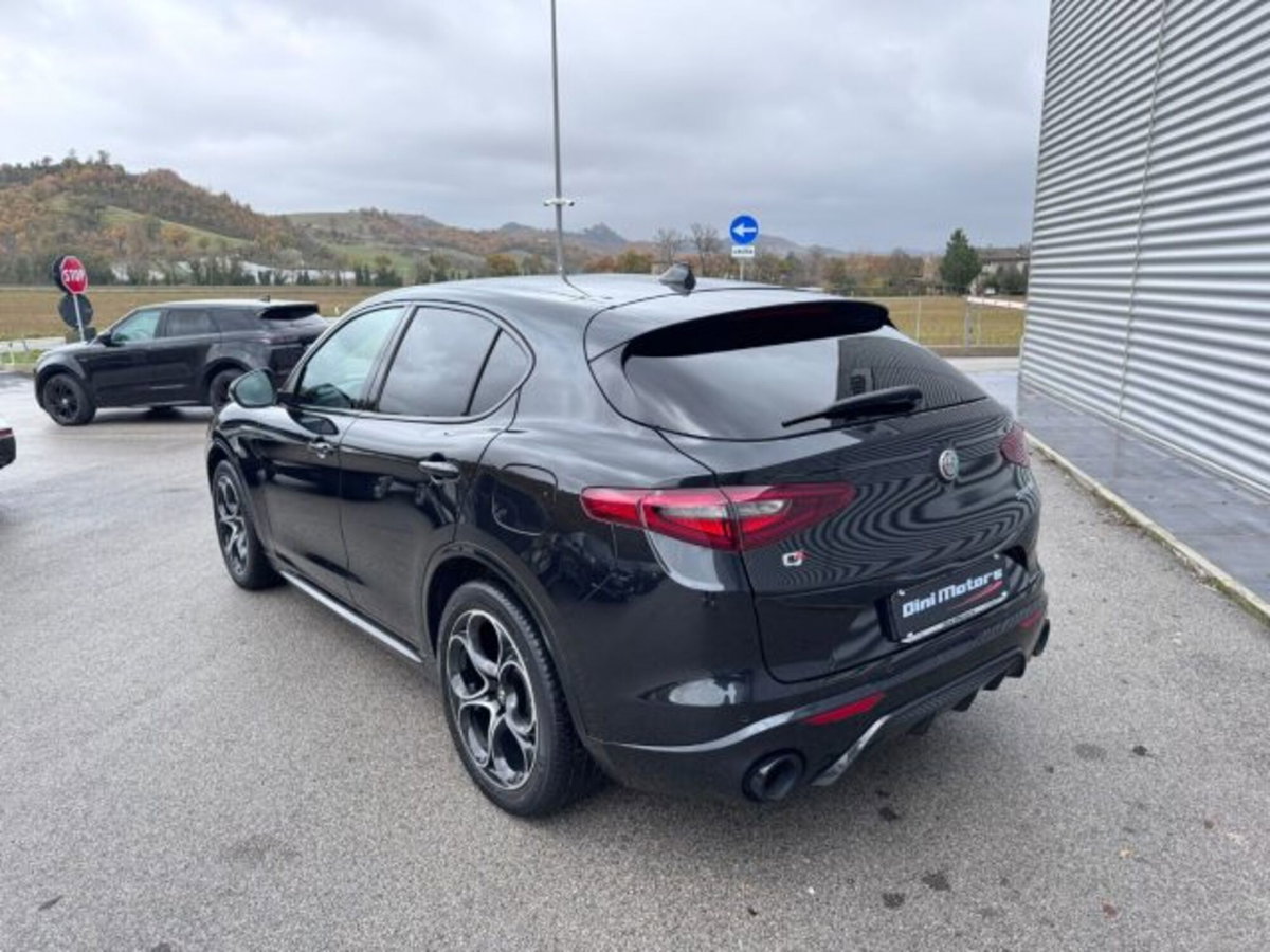 Alfa Romeo Stelvio Stelvio 2.2 Turbodiesel 210 CV AT8 Q4 Veloce Tì (7)