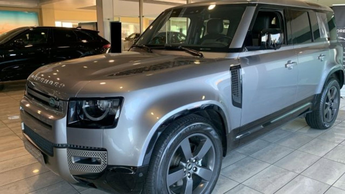 Land Rover Defender 110 3.0d i6 mhev X-Dynamic HSE awd 250cv auto