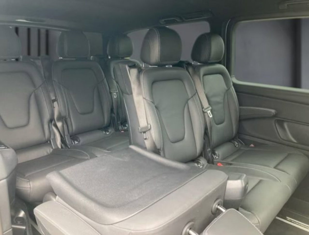 Mercedes-Benz Classe V Extralong 300 d Exclusive auto (10)