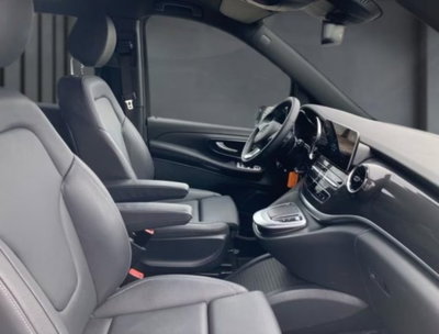 Mercedes-Benz Classe V Extralong 300 d Exclusive auto (9)
