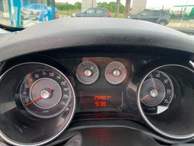 Fiat Punto Evo 1.4 5 porte Active Natural Power (14)