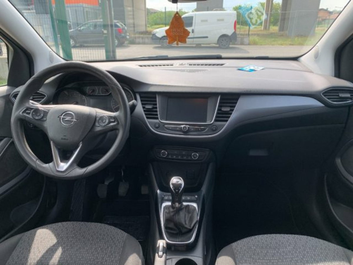 Opel Crossland X 1.2 12V Innovation (13)