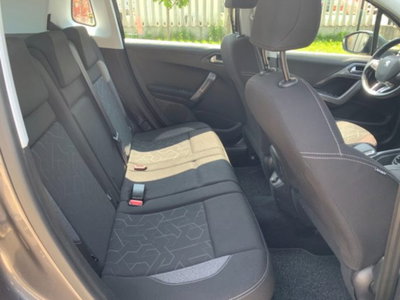 Peugeot 2008 100 Active (11)