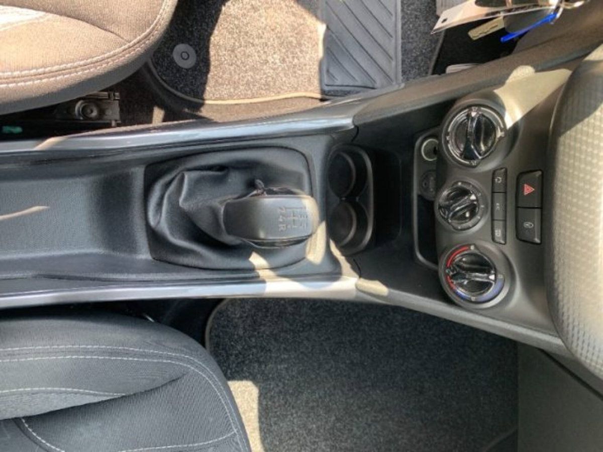 Peugeot 2008 100 Active (15)