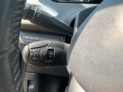 Peugeot 2008 100 Active (17)
