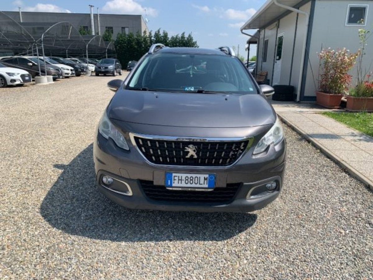 Peugeot 2008 100 Active (2)