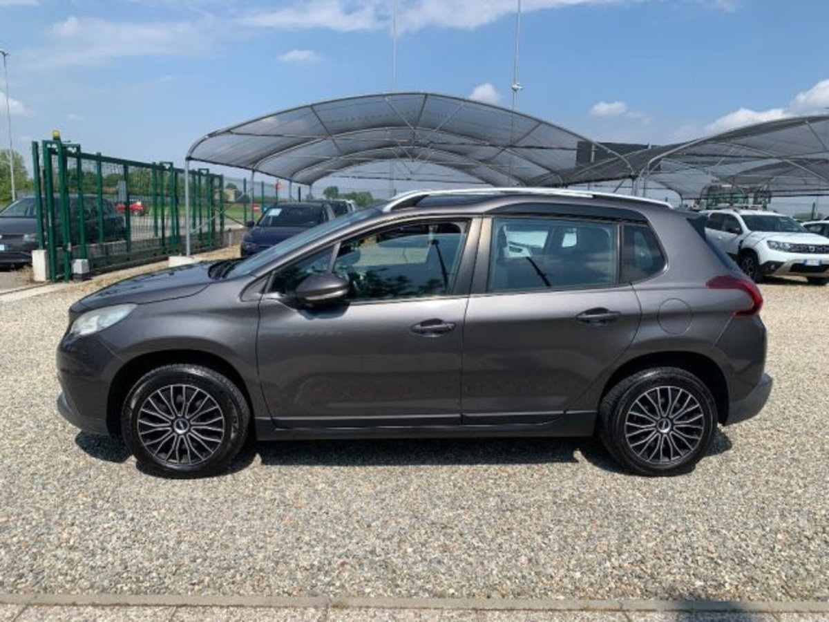 Peugeot 2008 100 Active (8)