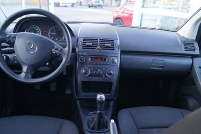 Mercedes-Benz Classe A 180 CDI Executive (13)