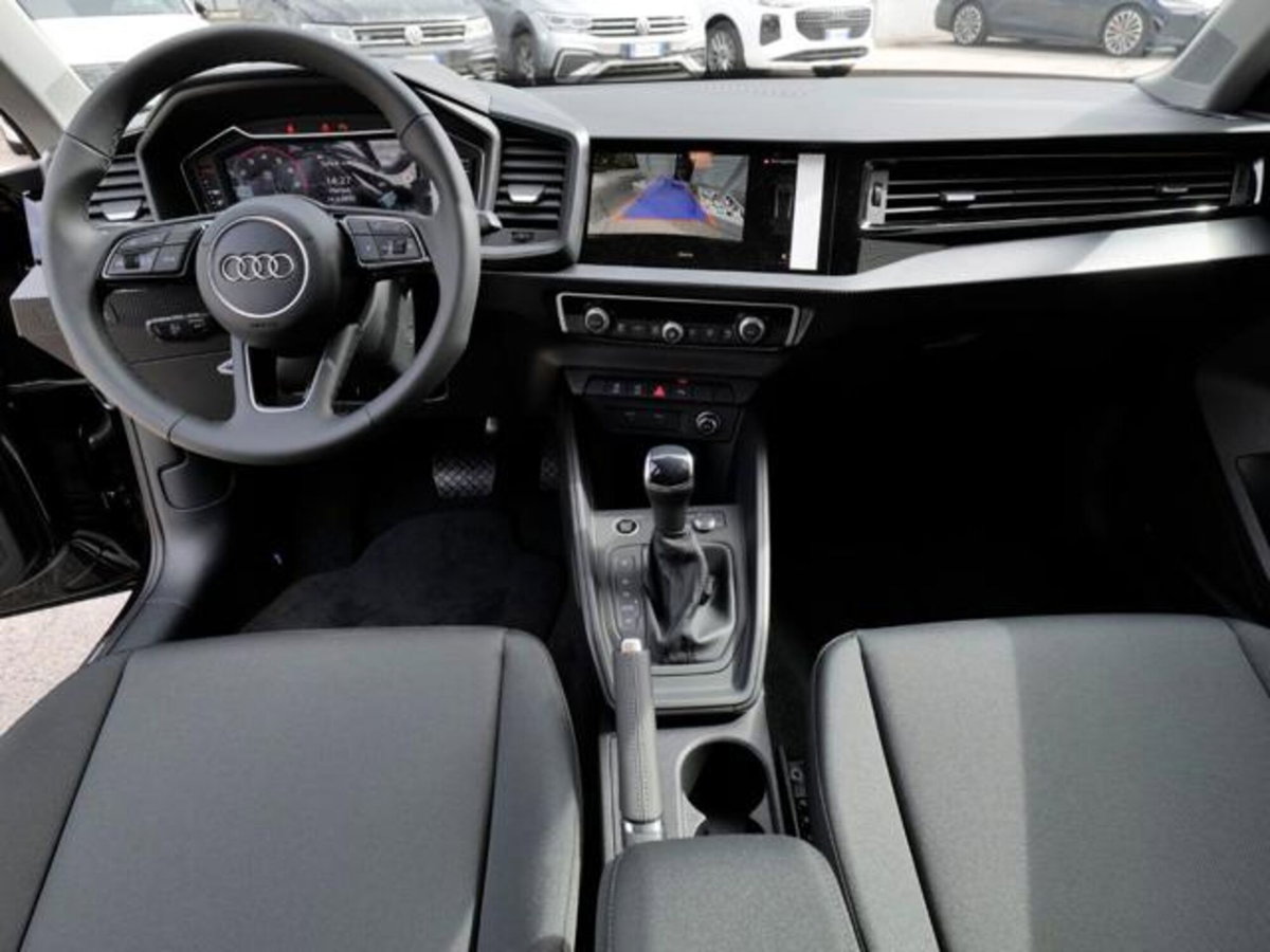 Audi A1 allstreet 30 1.0 tfsi Business 116cv (8)