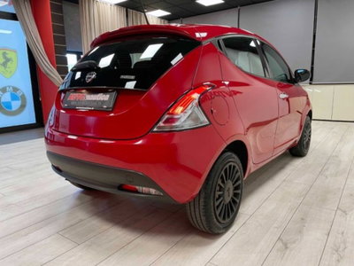 Lancia Ypsilon 1.0 FireFly 5 porte S&S Hybrid Ecochic Silver (11)