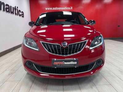 Lancia Ypsilon 1.0 FireFly 5 porte S&S Hybrid Ecochic Silver (4)