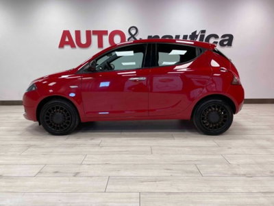 Lancia Ypsilon 1.0 FireFly 5 porte S&S Hybrid Ecochic Silver (6)