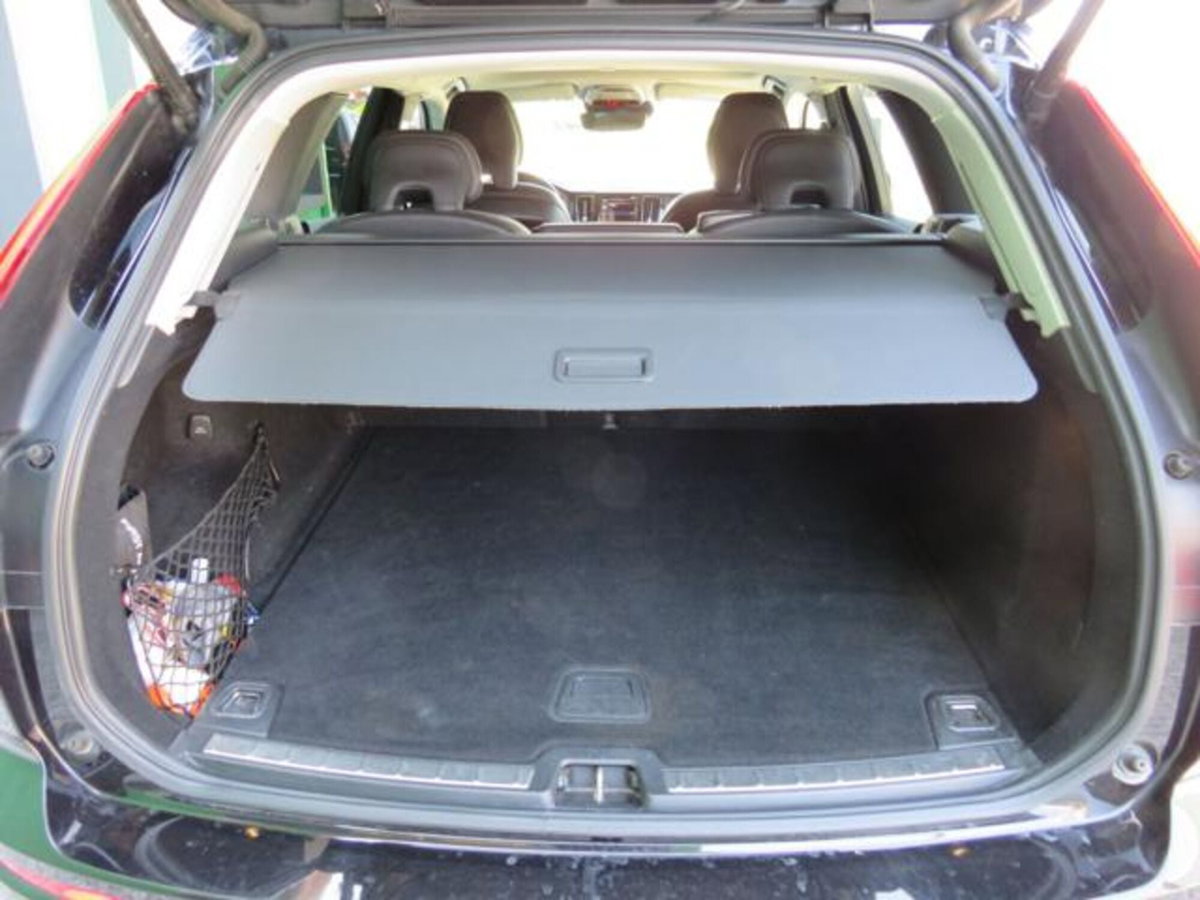 Volvo XC60 D4 AWD Business (20)