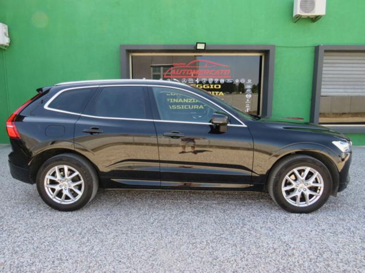 Volvo XC60 D4 AWD Business (5)