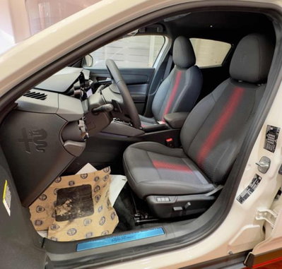 Alfa Romeo Junior elettrica Speciale 156cv (8)