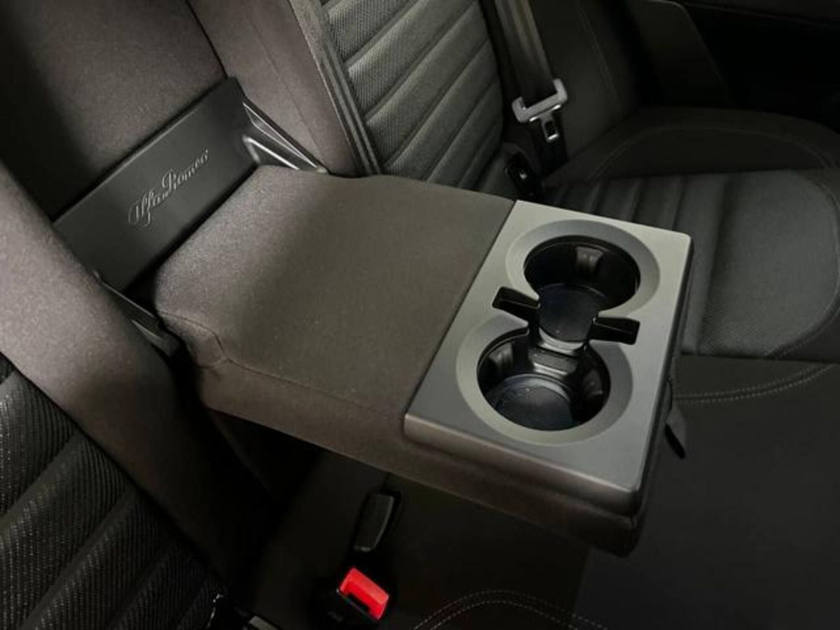 Alfa Romeo Stelvio Stelvio 2.0 Turbo 280 CV AT8 Q4 Veloce (15)