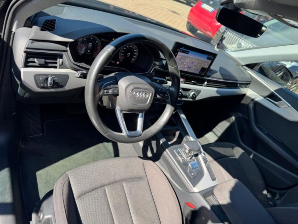 Audi A4 Avant 40 TDI quattro S tronic Business Advanced (10)
