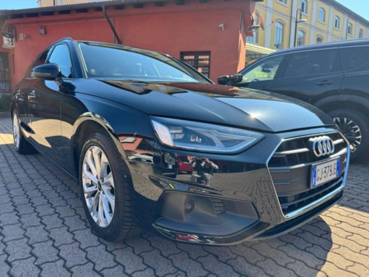 Audi A4 Avant 40 TDI quattro S tronic Business Advanced (3)