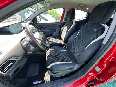 Lancia Ypsilon 1.3 MJT 16V 80 CV 5 porte S&S Gold (7)
