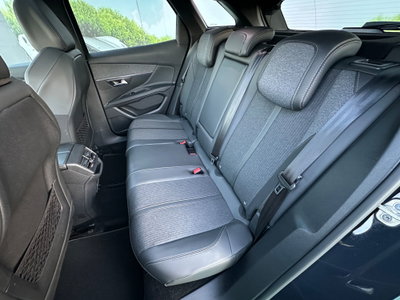 Peugeot 3008 BlueHDi 130 S&S EAT8 GT Line (8)