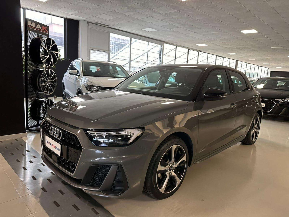 Audi A1 Sportback 30 1.0 tfsi S Line Edition 116cv s-tronic (4)