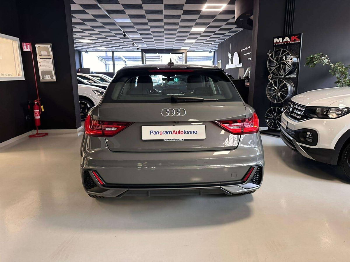 Audi A1 Sportback 30 1.0 tfsi S Line Edition 116cv s-tronic (6)