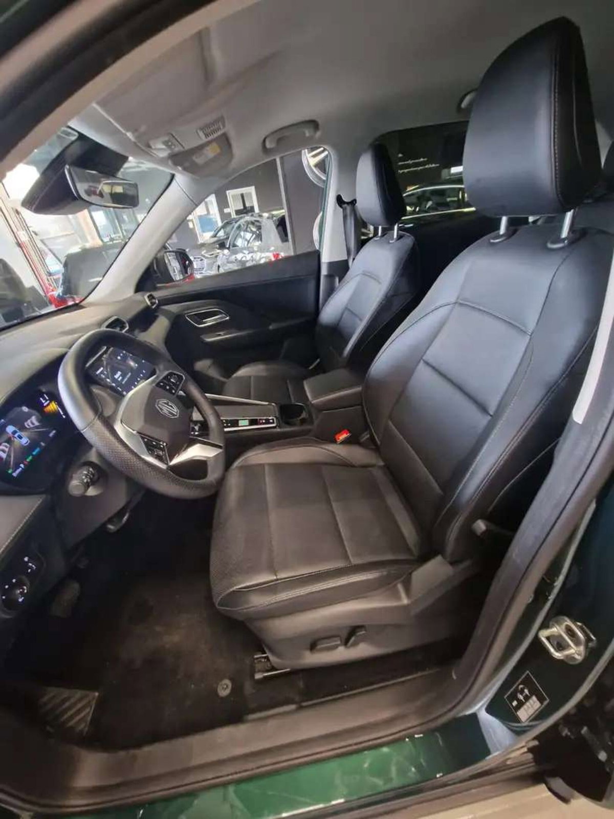 Mg ZS ZS 1.5 Luxury (15)