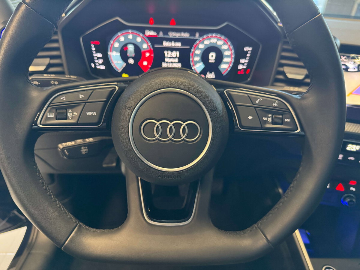 Audi A1 Sportback 30 1.0 tfsi S Line Edition 116cv s-tronic (13)