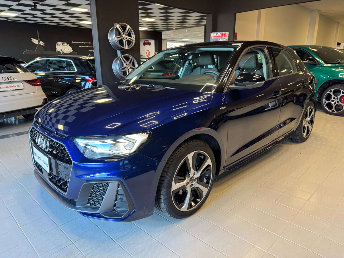 Audi A1 Sportback 30 1.0 tfsi S Line Edition 116cv s-tronic (4)