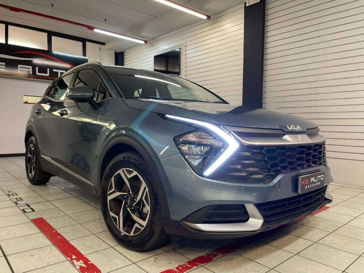 Kia Sportage 1.6 crdi mhev Business dct (2)