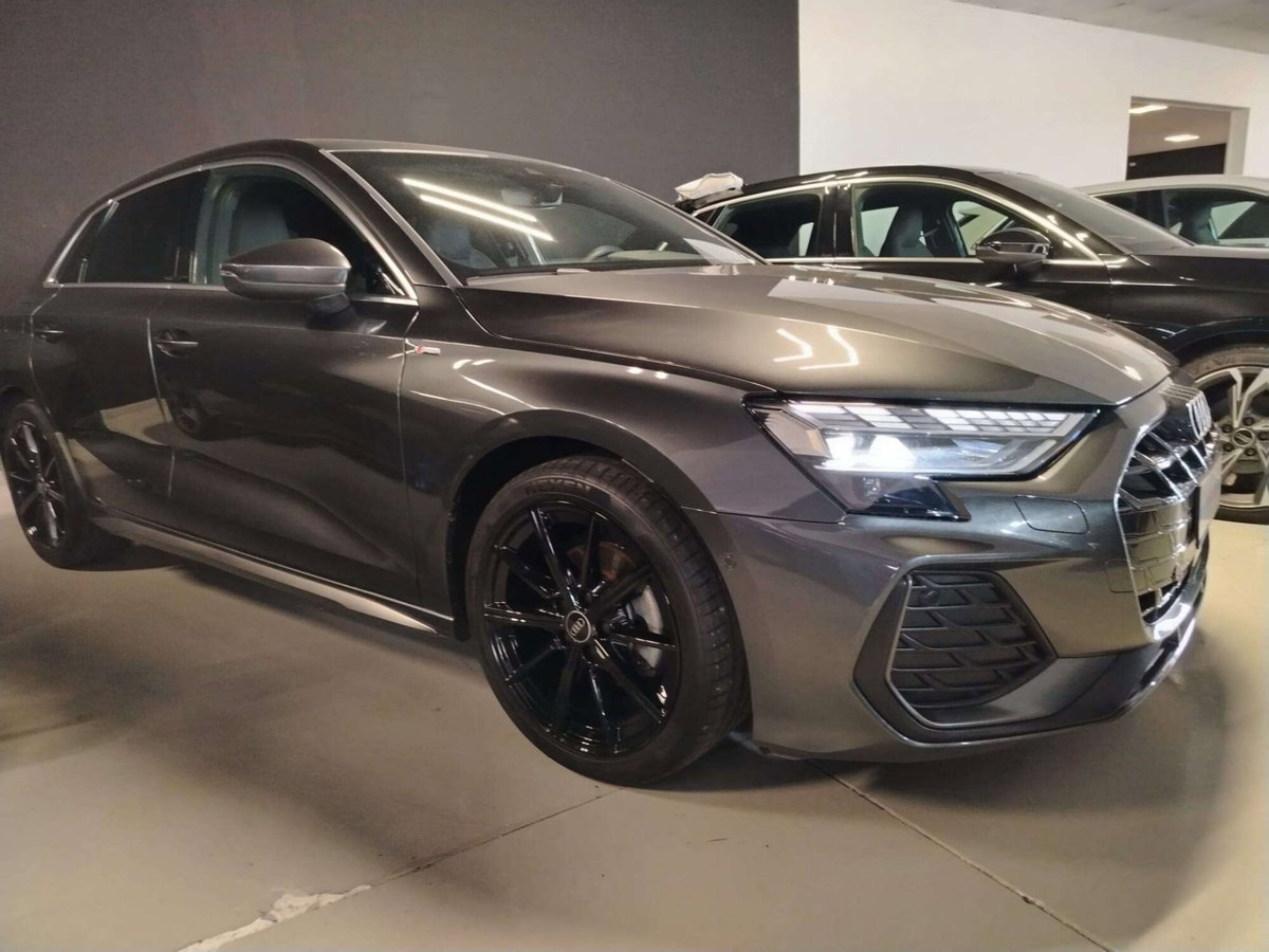 Audi A3 Sportback 2.0 tdi S line edition 150cv s-tronic