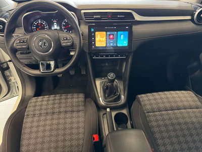 Mg ZS ZS 1.5 Luxury (10)