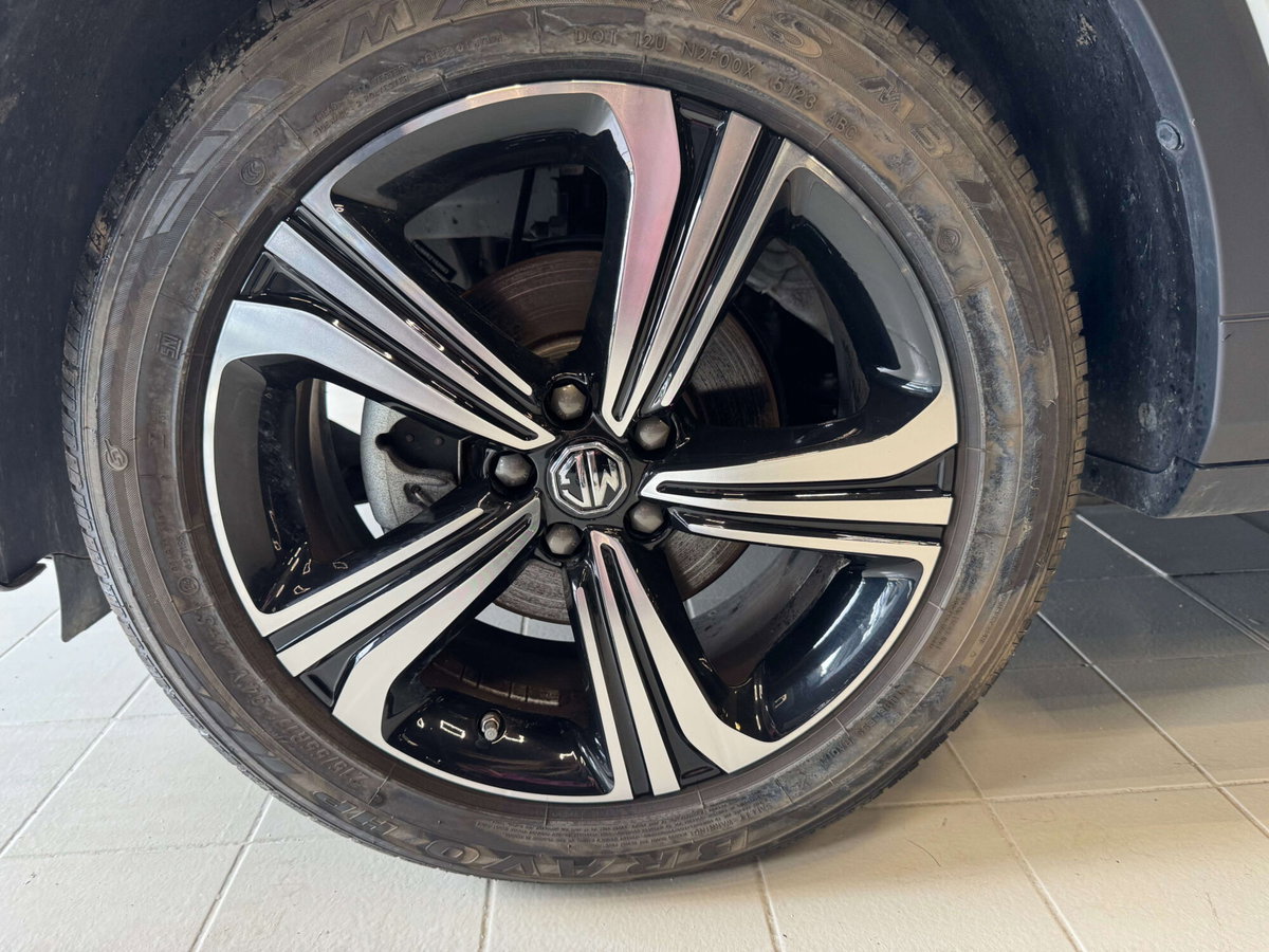 Mg ZS ZS 1.5 Luxury (16)