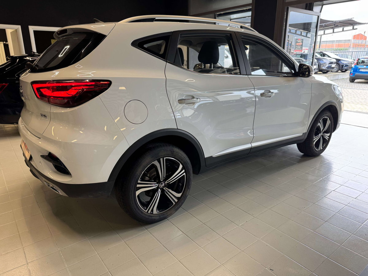Mg ZS ZS 1.5 Luxury (6)