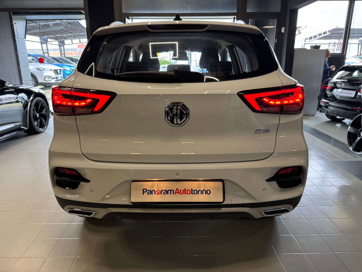 Mg ZS ZS 1.5 Luxury (7)