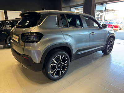 Jeep Avenger 1.2 turbo e-hybrid mhev Summit fwd 110cv edct6 (6)