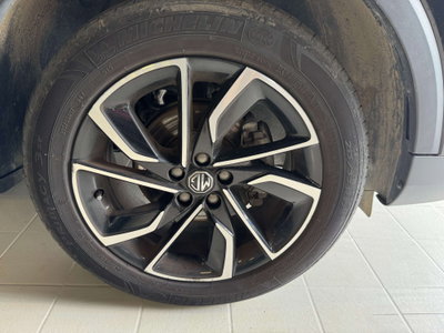 Mg ZS ZS 1.5 Luxury (8)