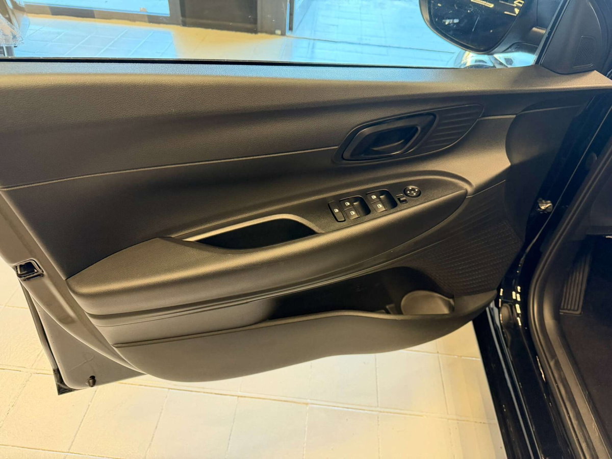 Hyundai i20 1.0 t-gdi Connectline 90cv dct (10)
