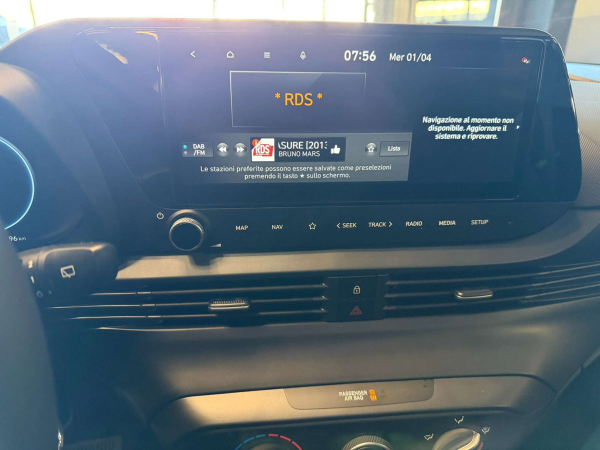 Hyundai i20 1.0 t-gdi Connectline 90cv dct (14)