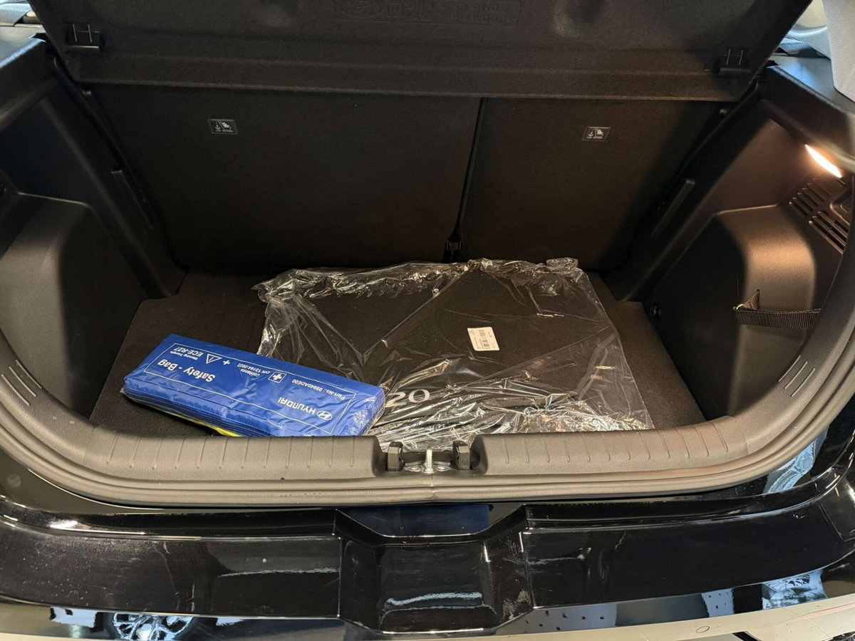 Hyundai i20 1.0 t-gdi Connectline 90cv dct (17)