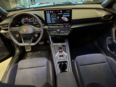 Cupra Formentor 1.5 e-hybrid Dark Night 204cv dsg (19)