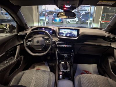 Peugeot 2008 PureTech 100 S&S Allure (12)