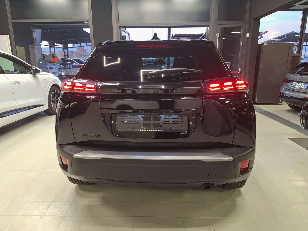 Peugeot 2008 PureTech 100 S&S Allure (4)