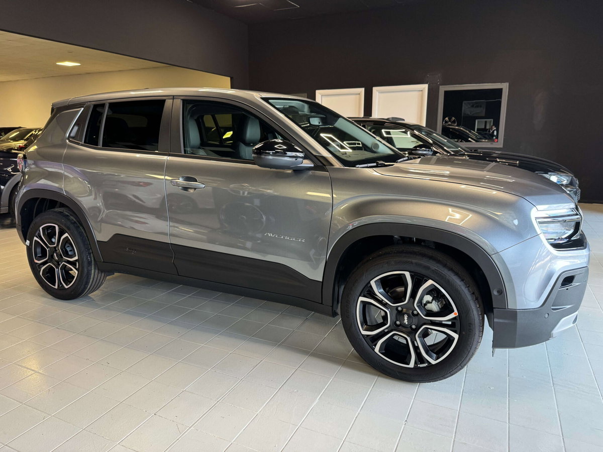 Jeep Avenger 1.2 turbo Summit fwd 100cv (7)