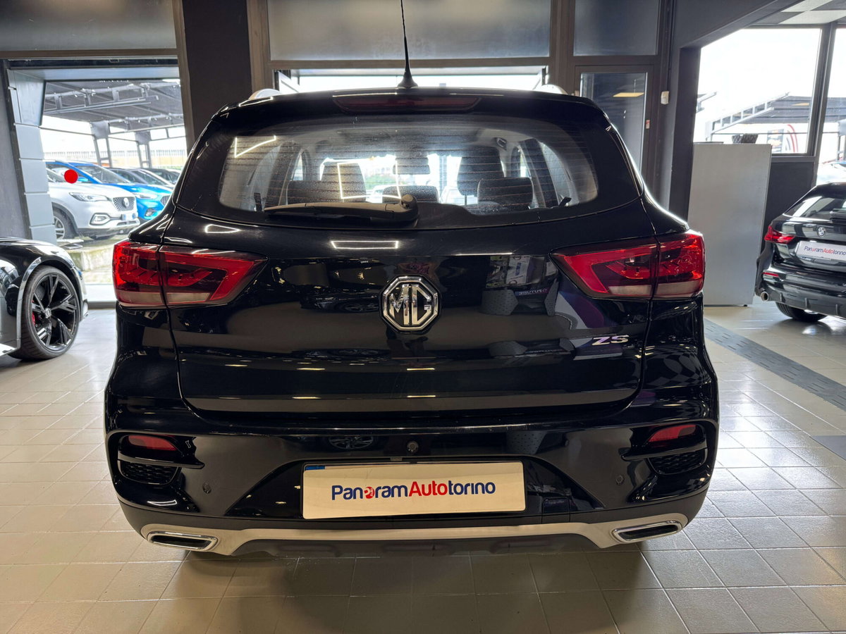 Mg ZS ZS 1.5 Luxury (7)