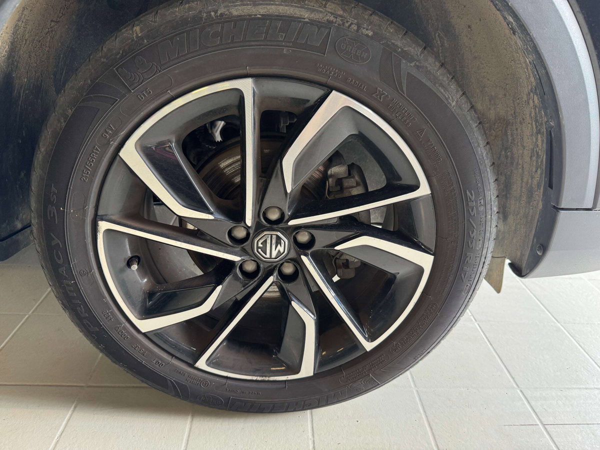 Mg ZS ZS 1.5 Luxury (8)